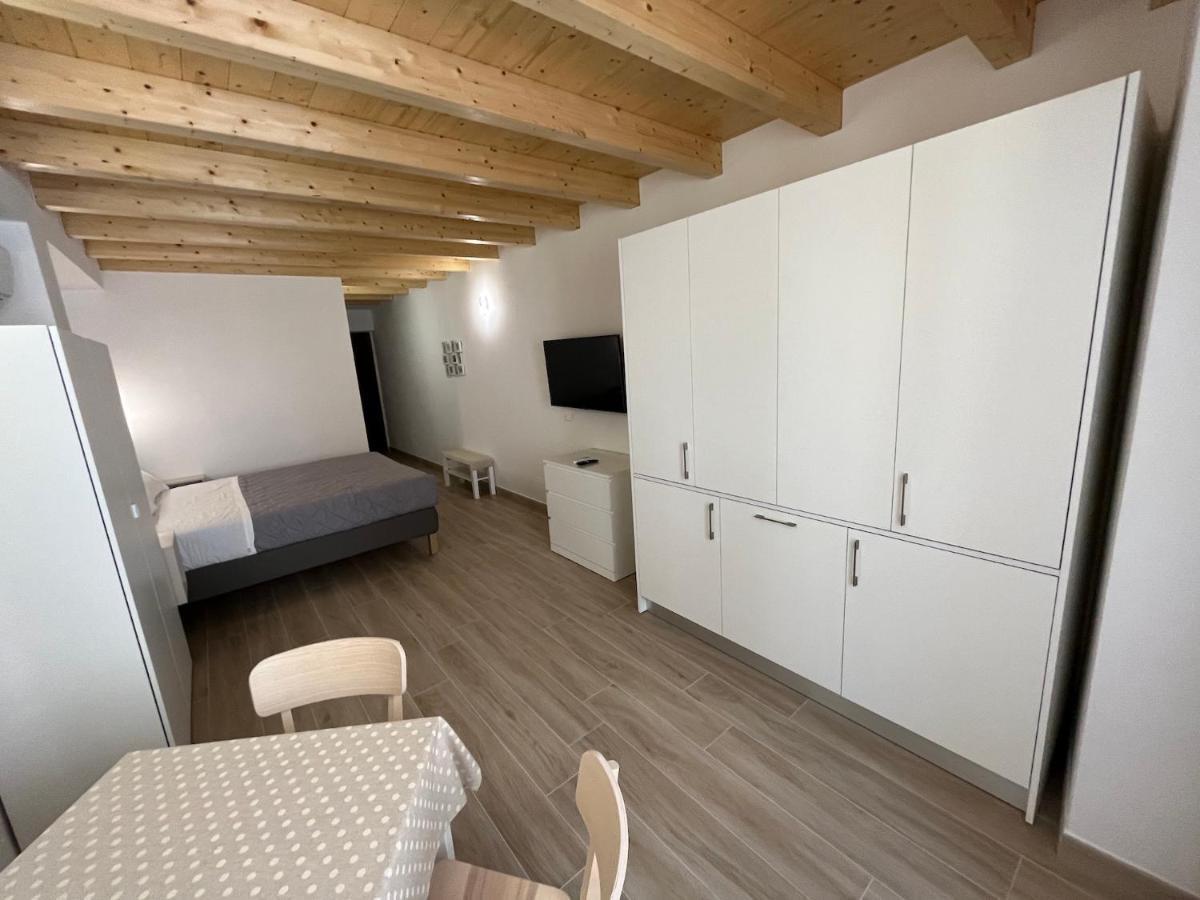 Anfite Apartments Santa Maria Дезенцано-дель-Гарда Экстерьер фото